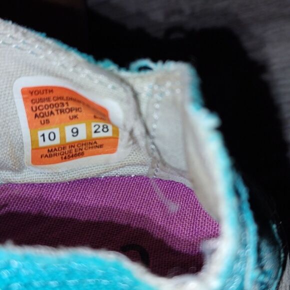 Cushe  turquoise blue slip on canvas shoes  Sz 10 Toddler EUC - Picture 7 of 7